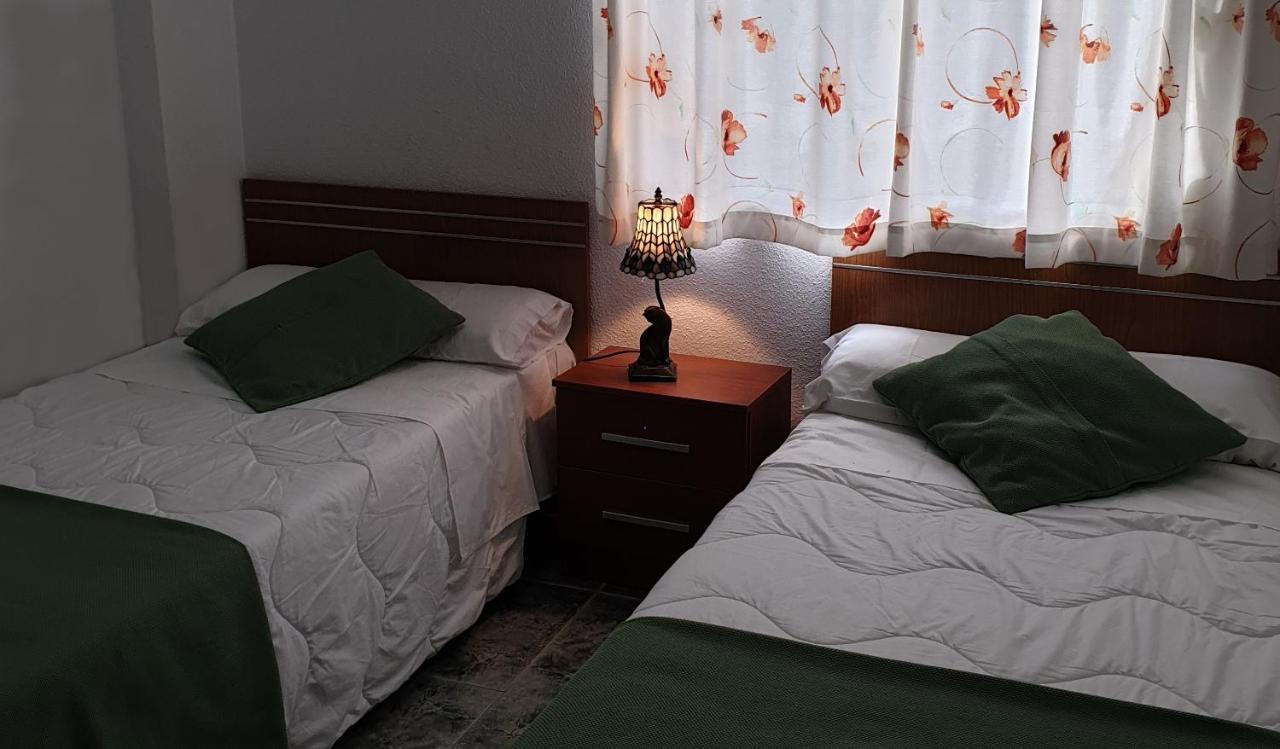 Cristimar - Stunning Vacation Rental Home For Families & Friends ロスクリスティアーノス エクステリア 写真